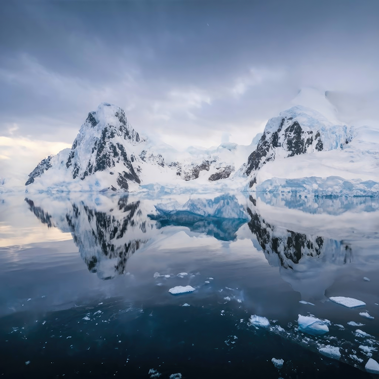 antarctic-glacier-snow-beautiful-winter-background
